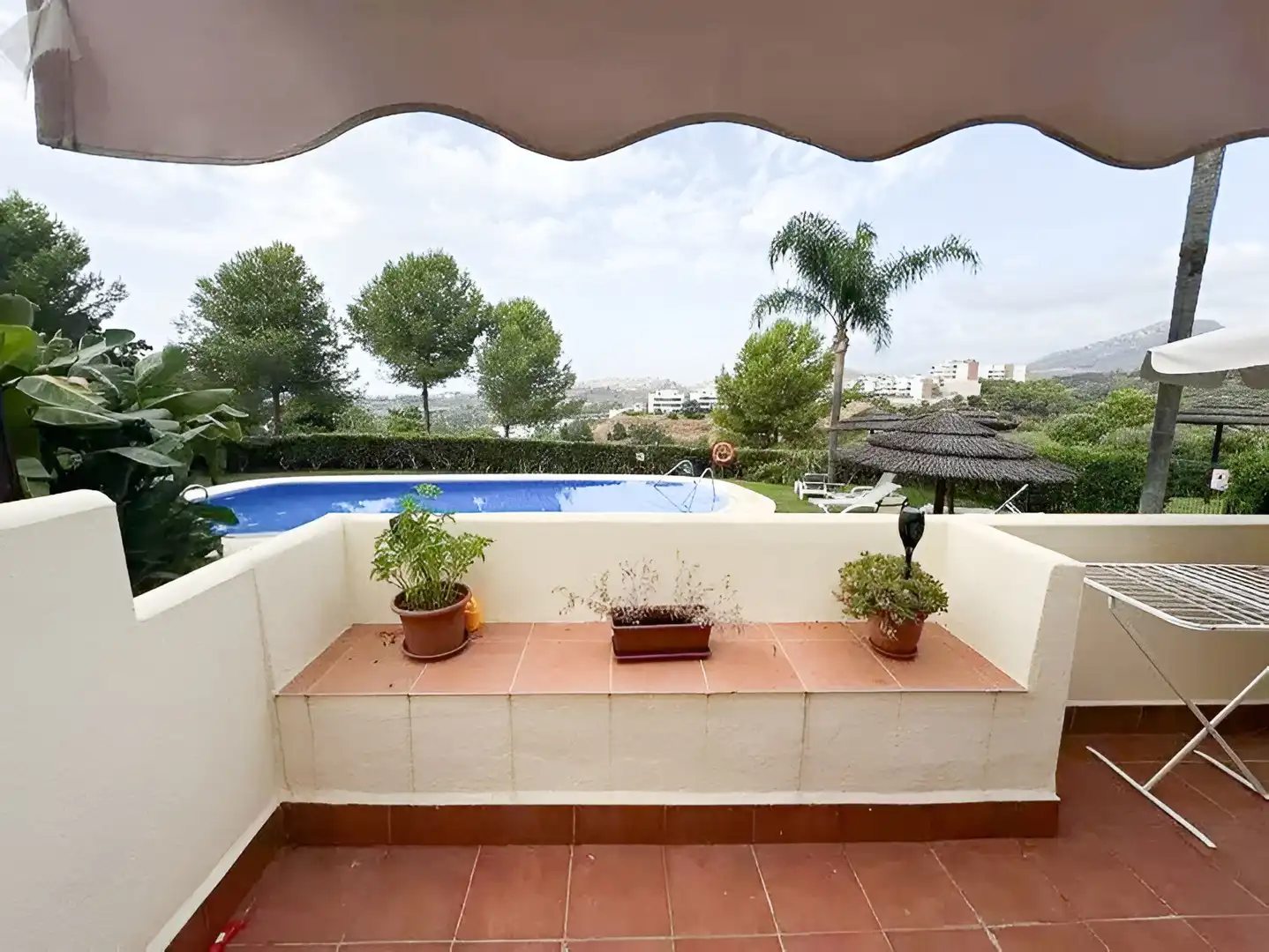 Habitatge amb piscina en venda a Benahavís pueblo, imagen 2