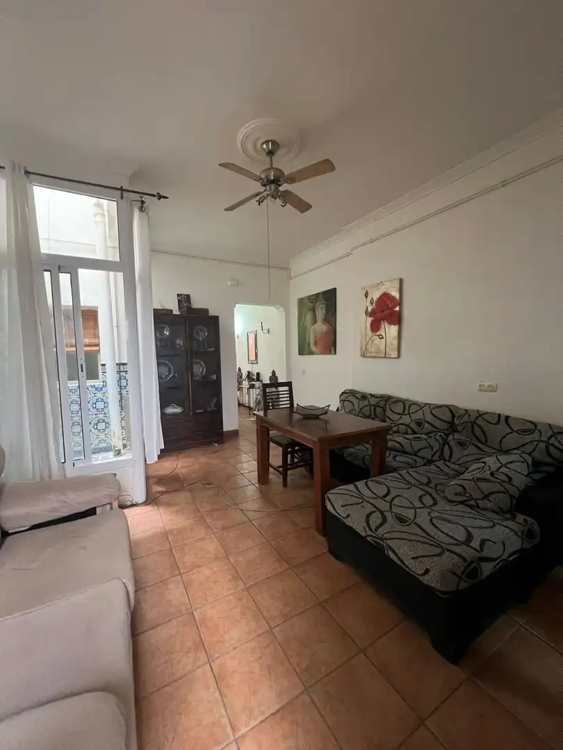 Sala de estar de Casa o chalet en venta en Los Palacios y Villafranca con Trastero y Balcón