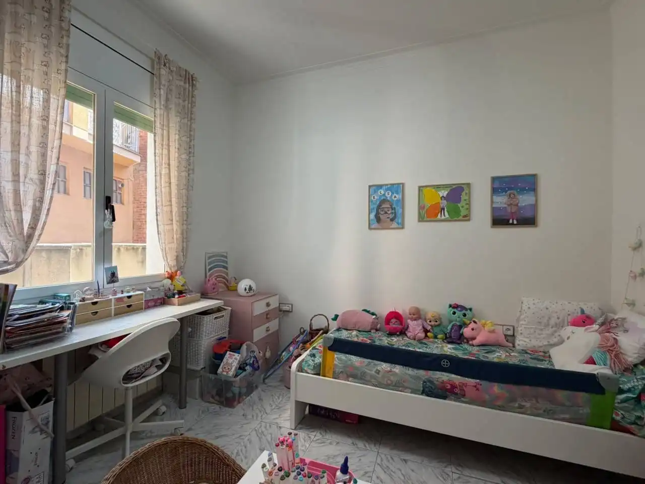 Schlafzimmer von Wohnung zum Verkauf in Terrassa mit Klimaanlage und Heizung