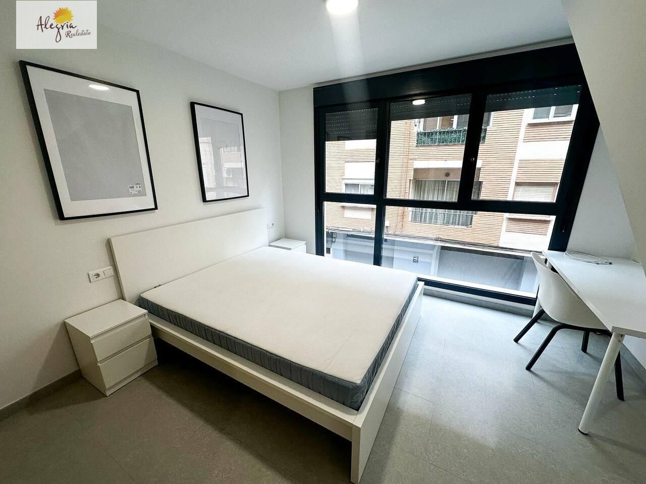 Duplex to rent in Carrer DOCTOR PESET, La Constitución - Canaleta