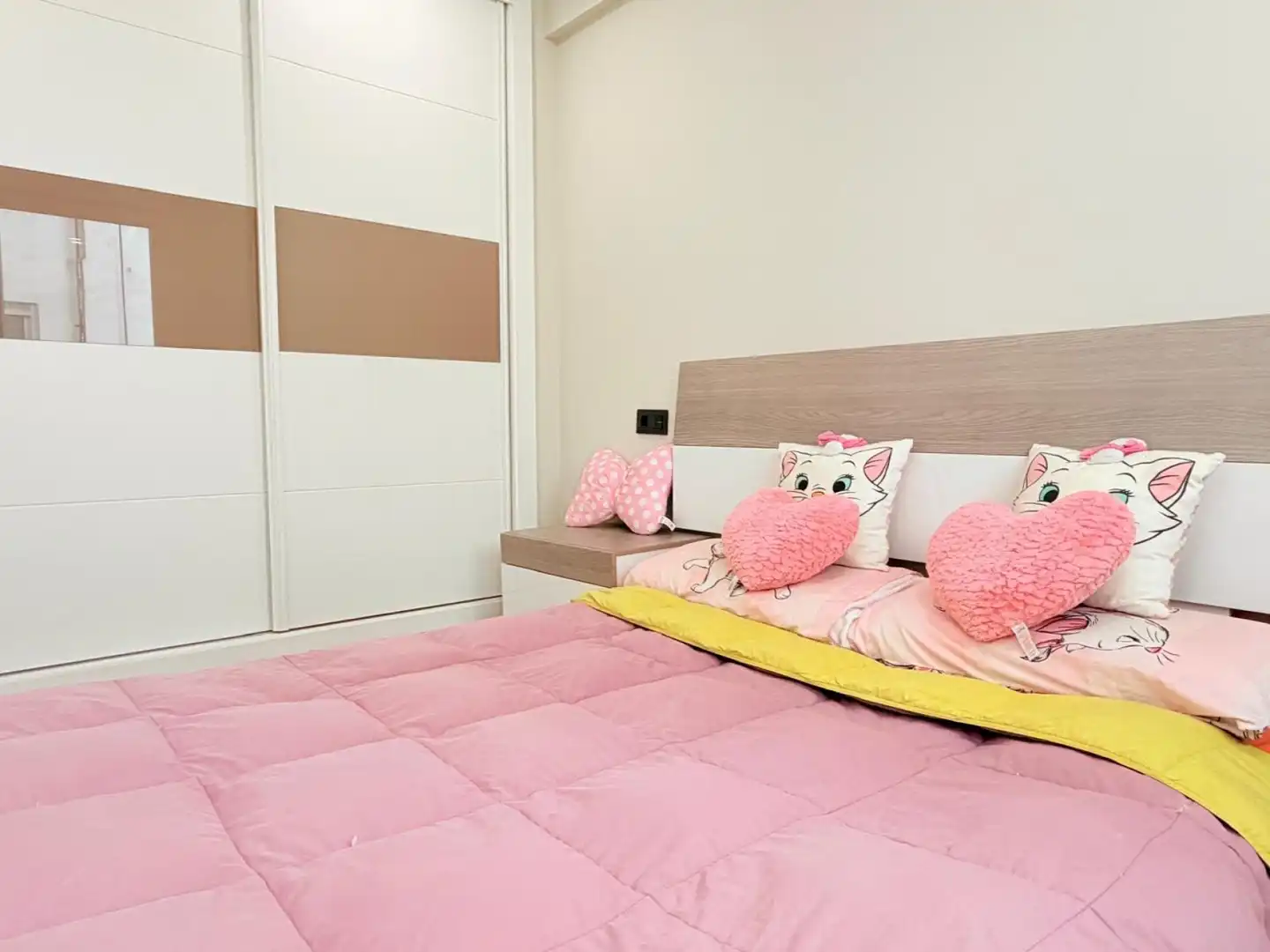 Habitación de Piso en venta en Vigo  con Aire acondicionado y Calefacción