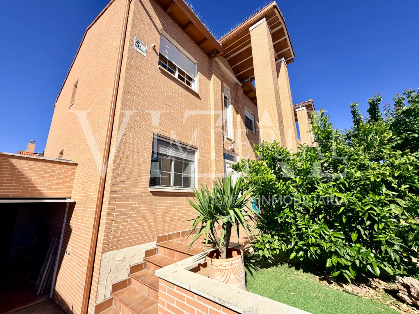 Jardín de Casa adosada en venta en Argés con Aire acondicionado, Calefacción y Amueblado
