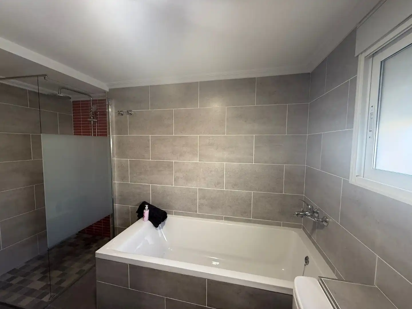 Bany de Casa o xalet en venda en Orihuela amb Calefacció, Terrassa i Piscina