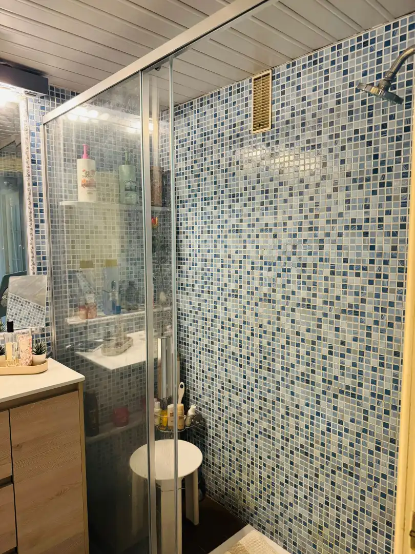 Badezimmer von Dachboden zum Verkauf in Córdoba mit Abstellraum, Möbliert und Gemeinschaftspool