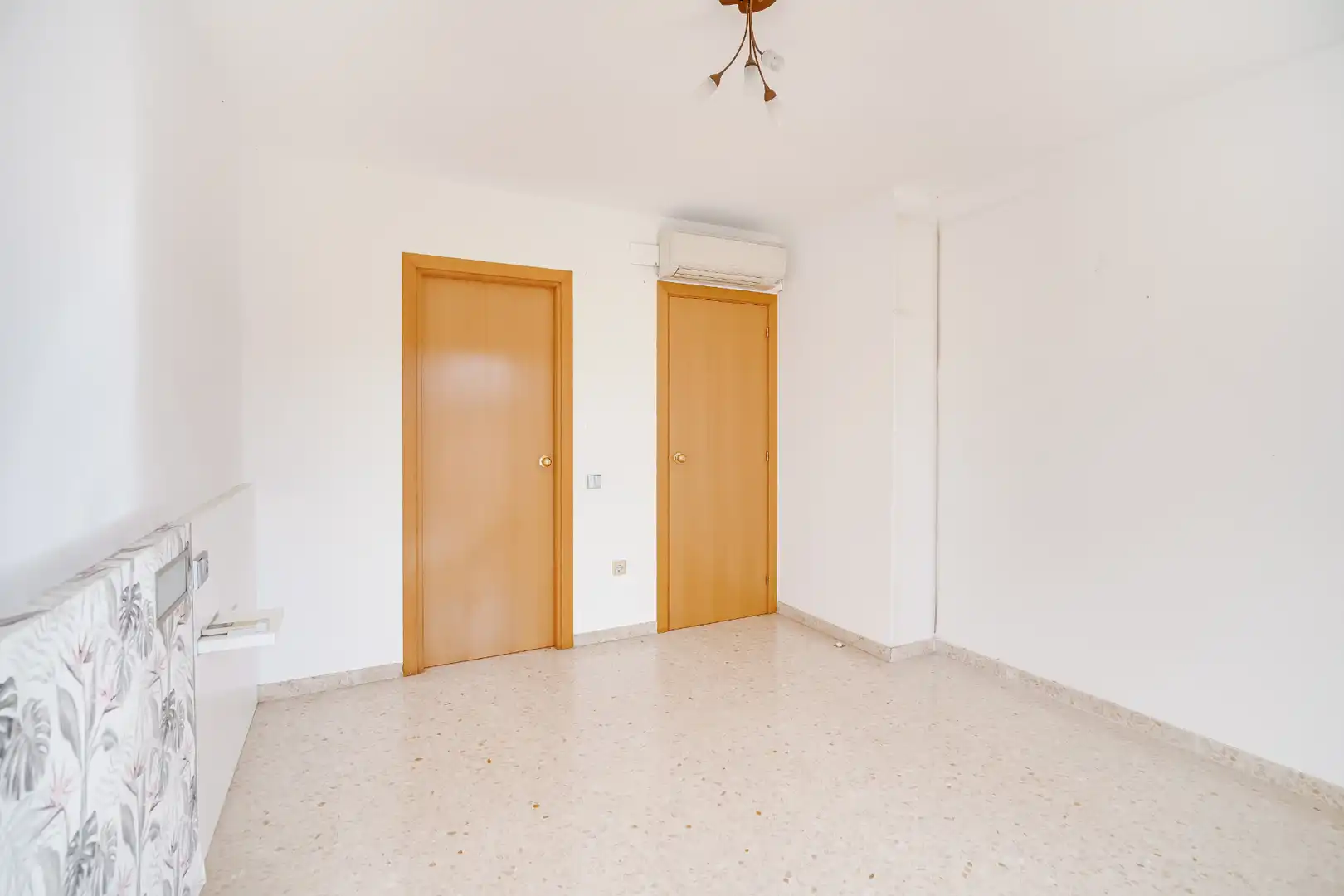 Dormitori de Casa adosada en venda en Castellar del Vallès amb Aire condicionat, Calefacció i Jardí privat