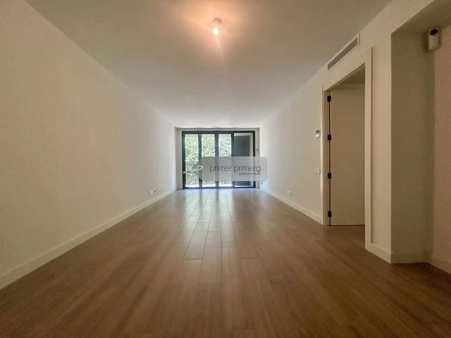Sala de estar de Piso en venta en Barcelona con Aire acondicionado, Calefacción y Parquet