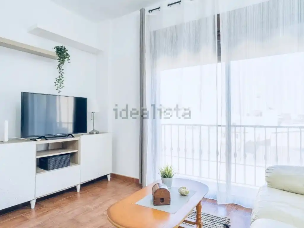 Piso con ascensor en venta en Calle Águila 20, imagen 3