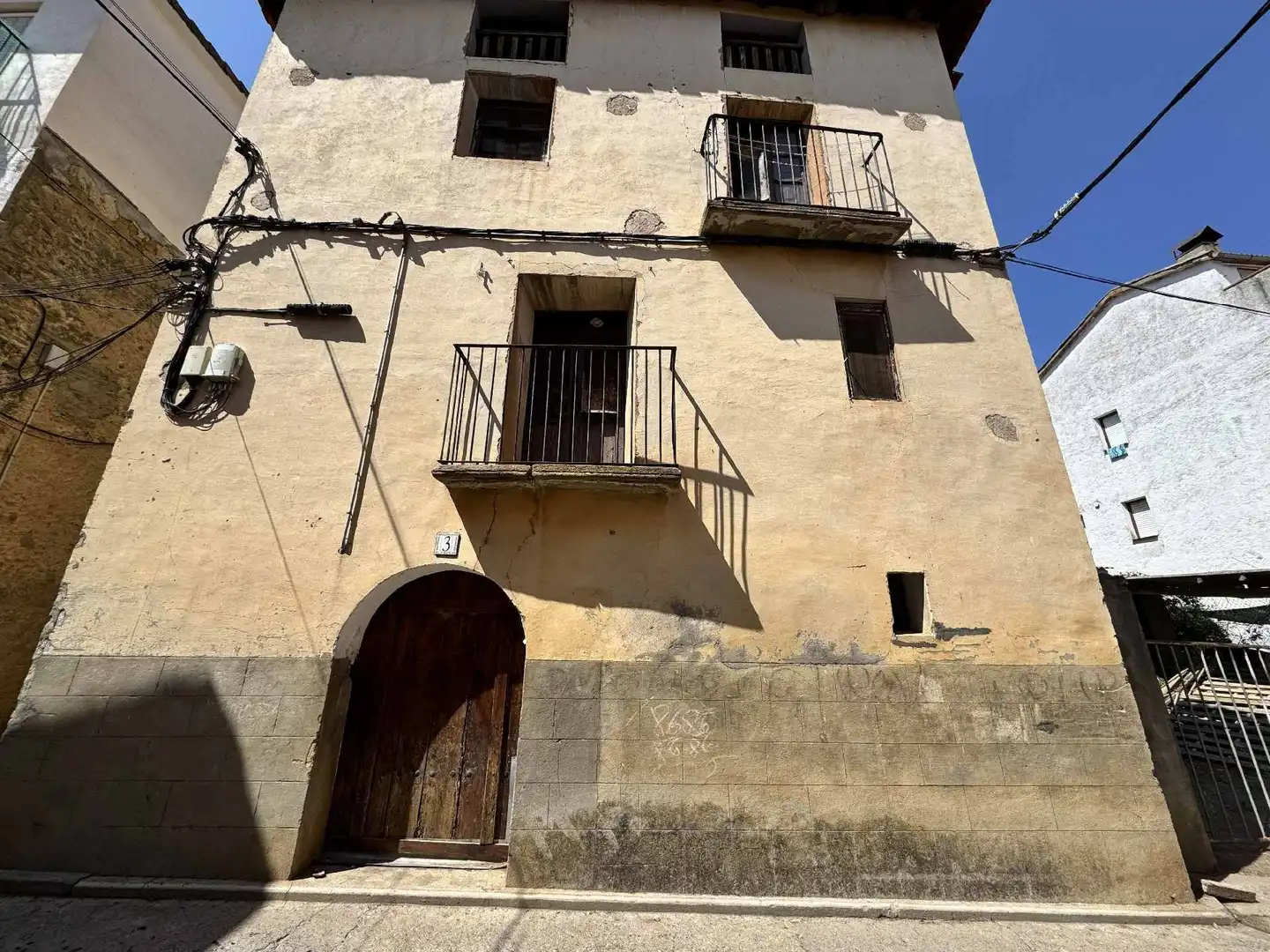 Maison rustique à vendre à mayor