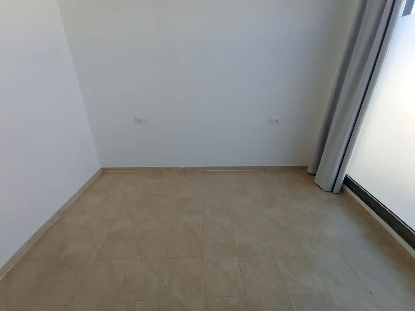 Local comercial en venda a C/ Isaac Peral, imagen 6