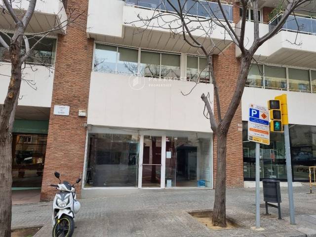 Local comercial en Alquiler en Mandri en Sant Gervasi i la Bonanova