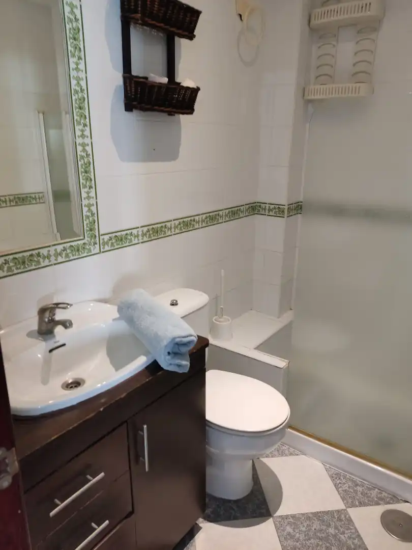 Bany de Dúplex en venda en Conil de la Frontera amb Aire condicionat, Calefacció i Terrassa