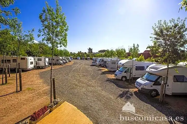 Parkplatz von Garage zur Miete in Linares