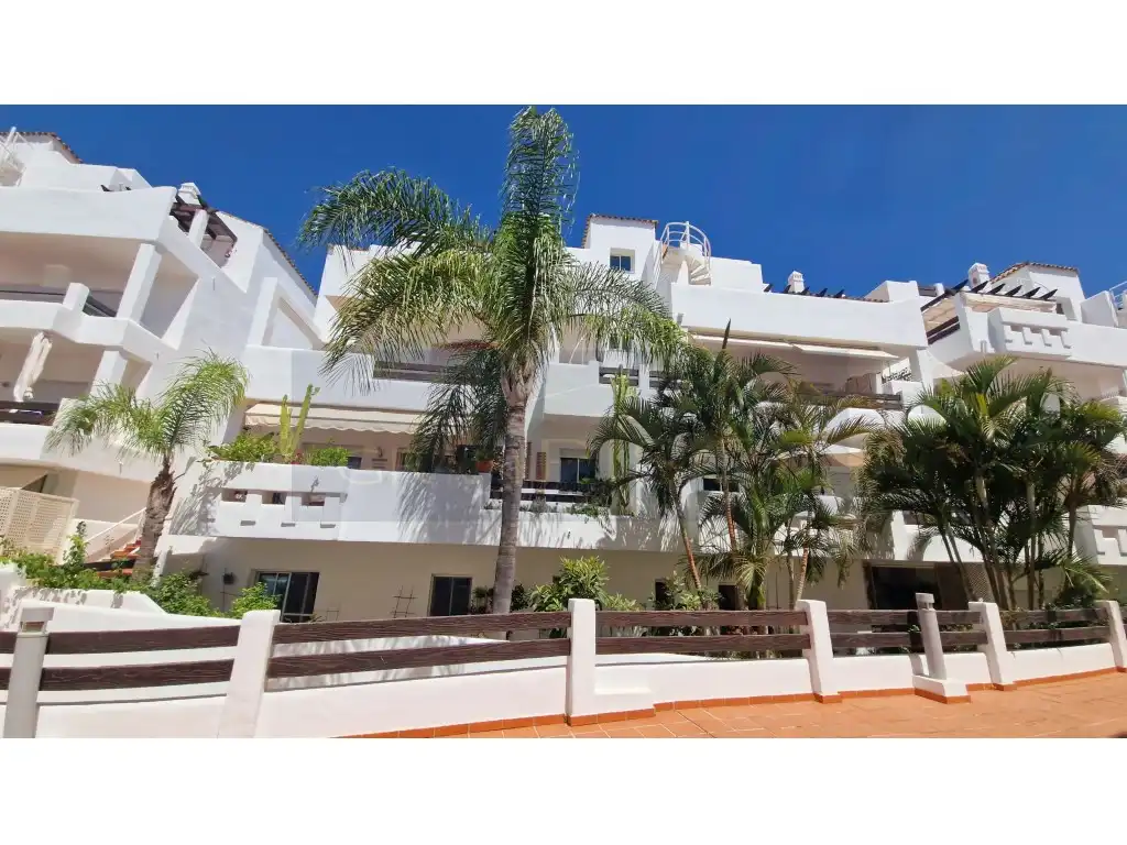 Vivienda con piscina en venta en Calle Argentina, imagen 17