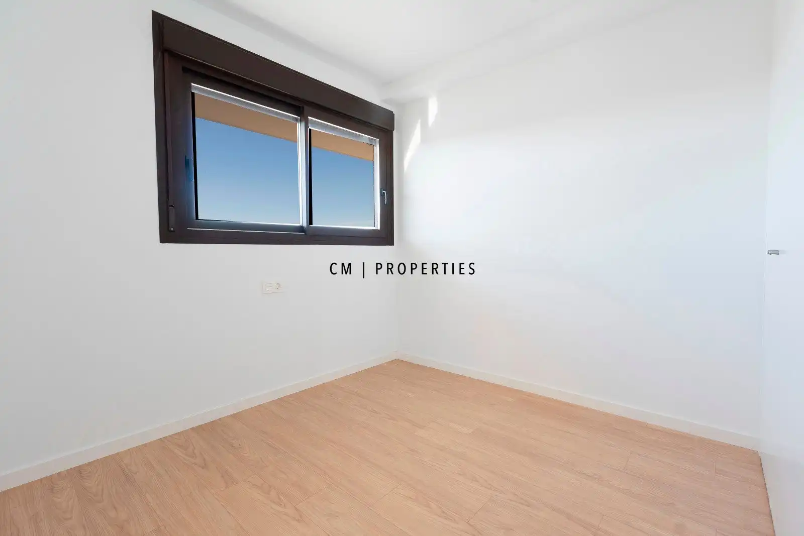 Bedroom of Attic for rent in Sagunto / Sagunt  with Air Conditioner, Heating and Parquet flooring