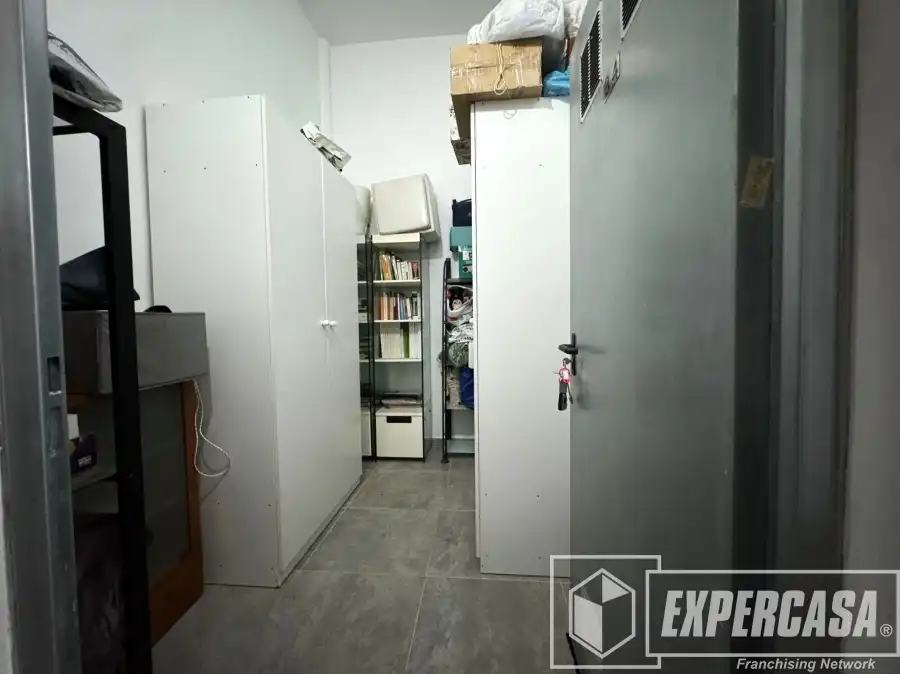 Piso en venta en Valencia con Parquet y Trastero