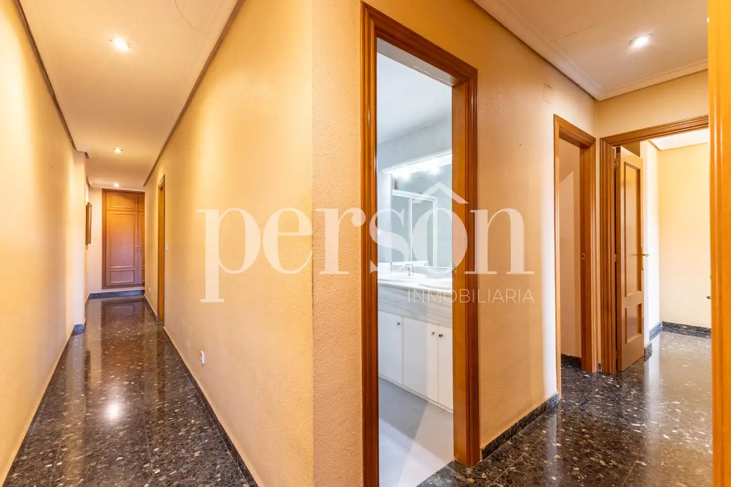 Piso en venta en Valencia con Aire acondicionado, Calefacción y Terraza