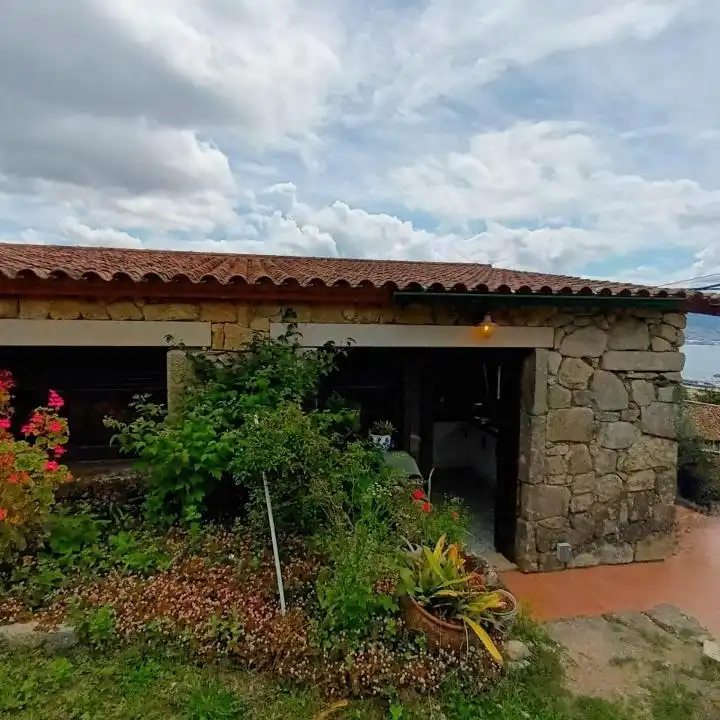 Chalet con jardín en venta en Combarro, imagen 8