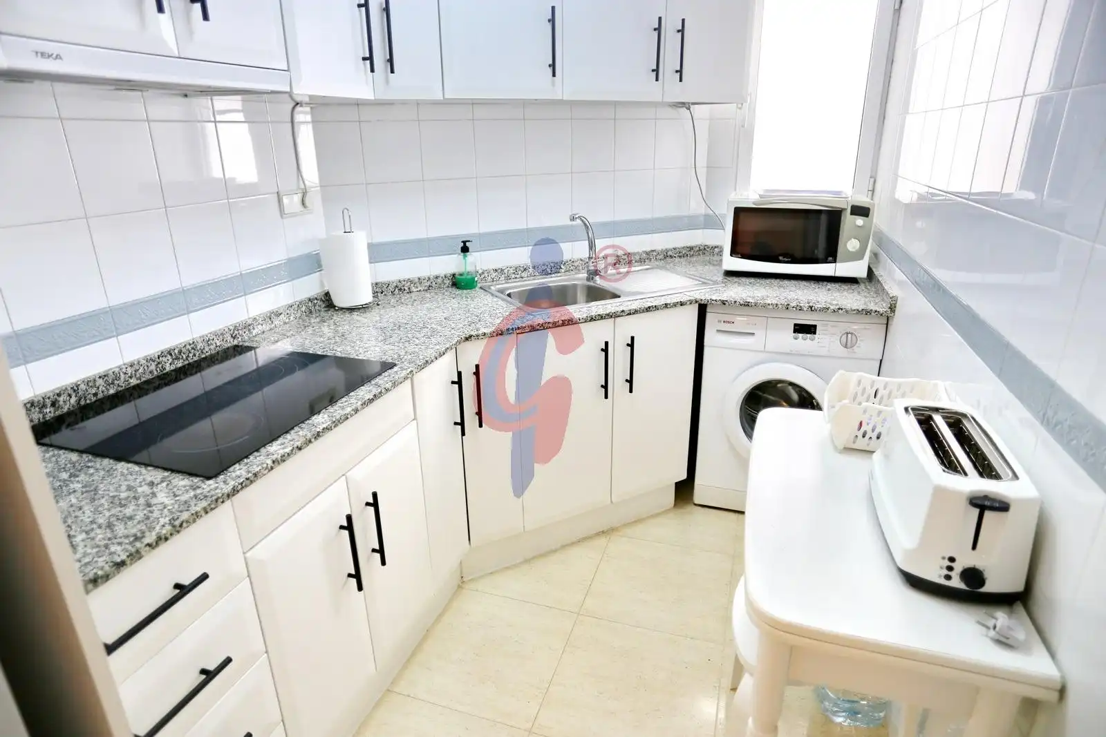 Kitchen of Flat for sale in Guardamar del Segura  with Air Conditioner, Heating and Terrace