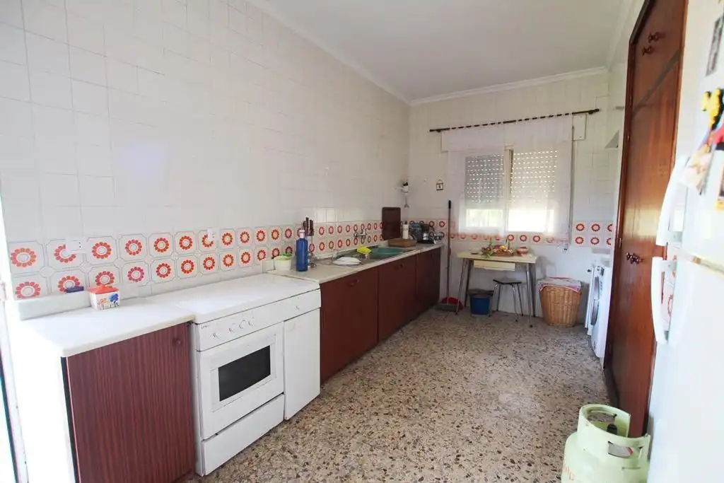 Cuina de Casa o xalet en venda en Jerez de la Frontera amb Jardí privat, Terrassa i Traster