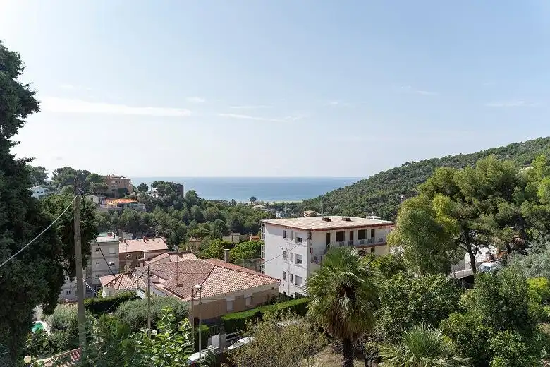 Vista exterior de Casa o chalet en venta en Castelldefels con Jardín privado, Terraza y Trastero