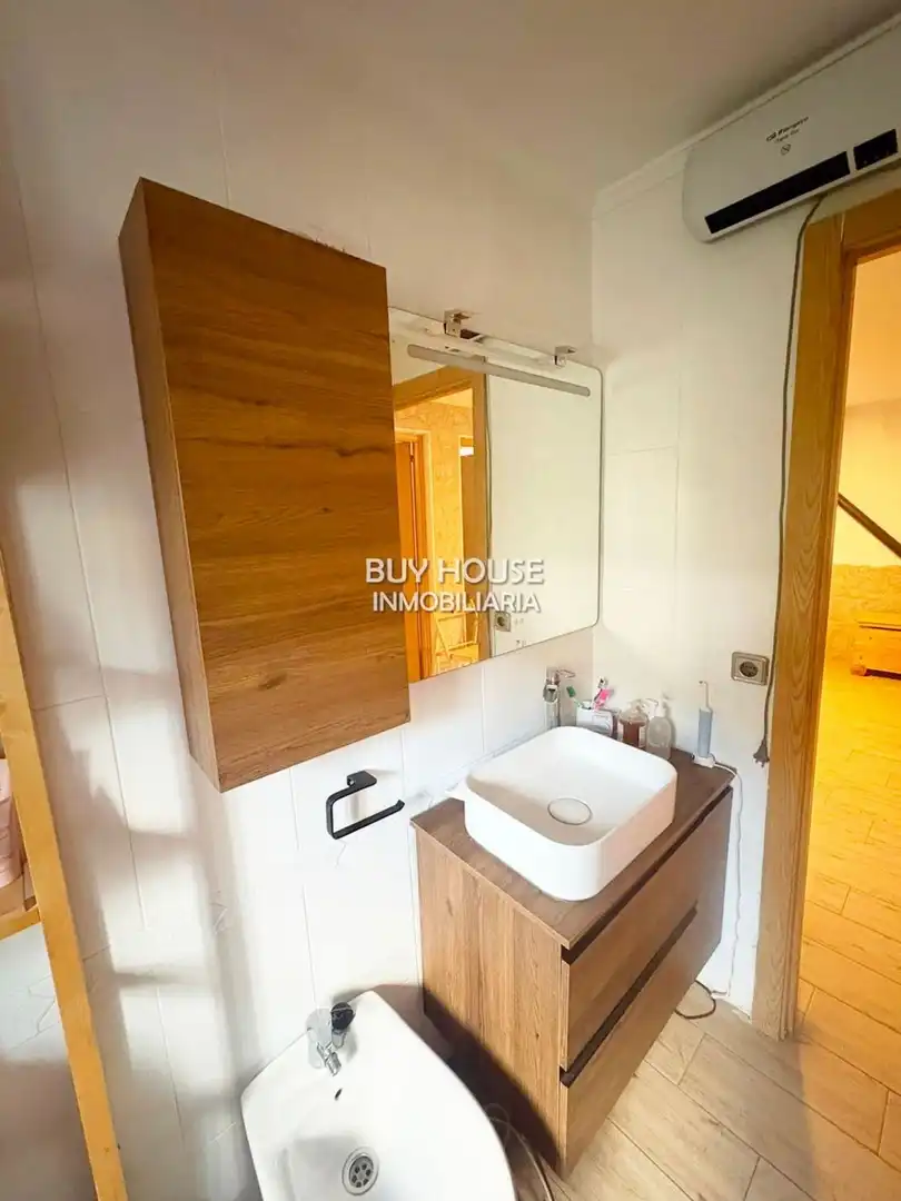 Chalet con piscina en venta en VICTORIA KENT, imagen 25