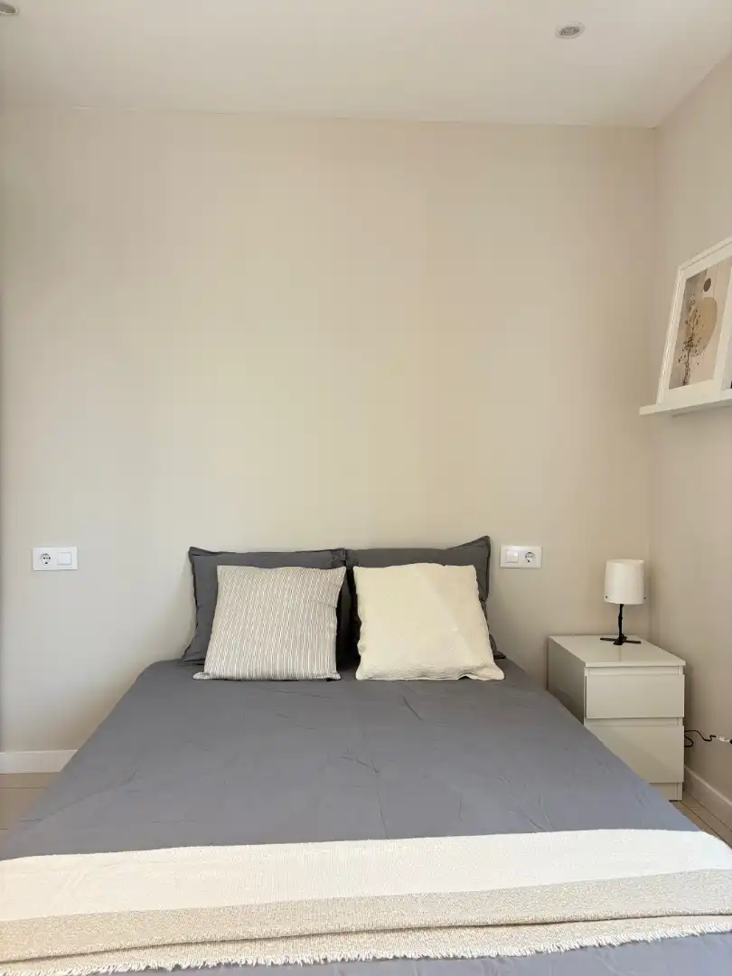 Habitación de Estudio de alquiler en Arnedo con Aire acondicionado, Calefacción y Amueblado