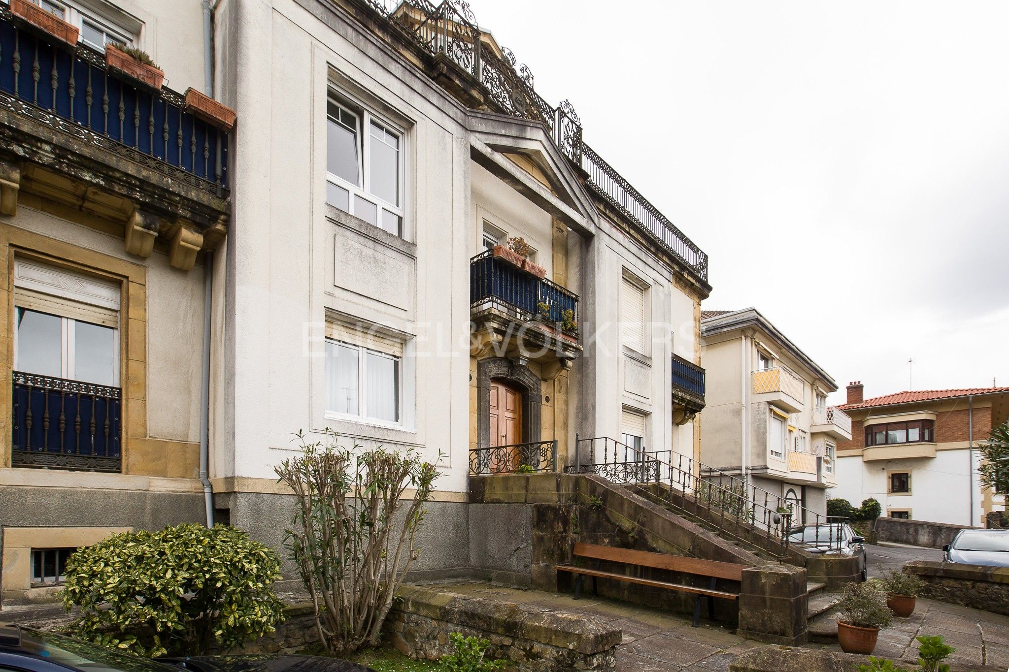 Exterior view of Duplex for sale in Getxo   with Heating, Private garden and Parquet flooring
