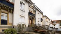 Vista exterior de Dúplex en venda en Getxo  amb Aire condicionat, Calefacció i Jardí privat