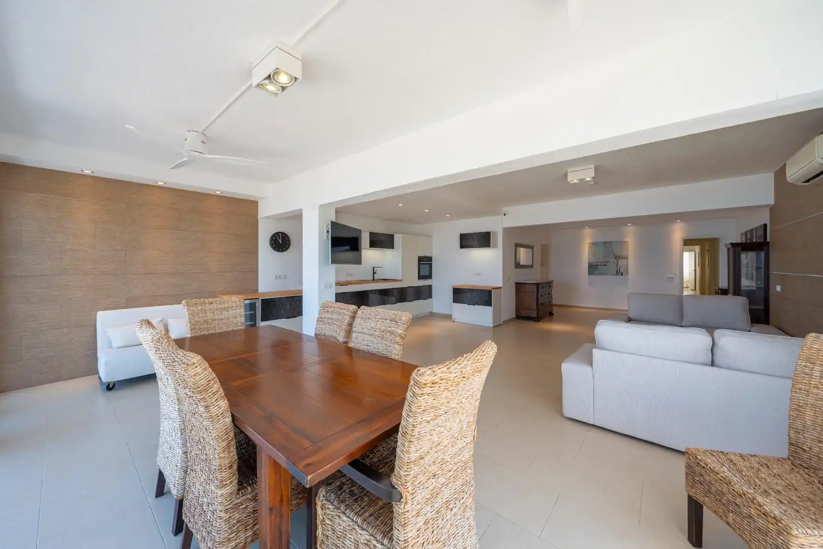 Appartamento con terrazza in vendita a Avenida MIRAMAR 11, imagen 3
