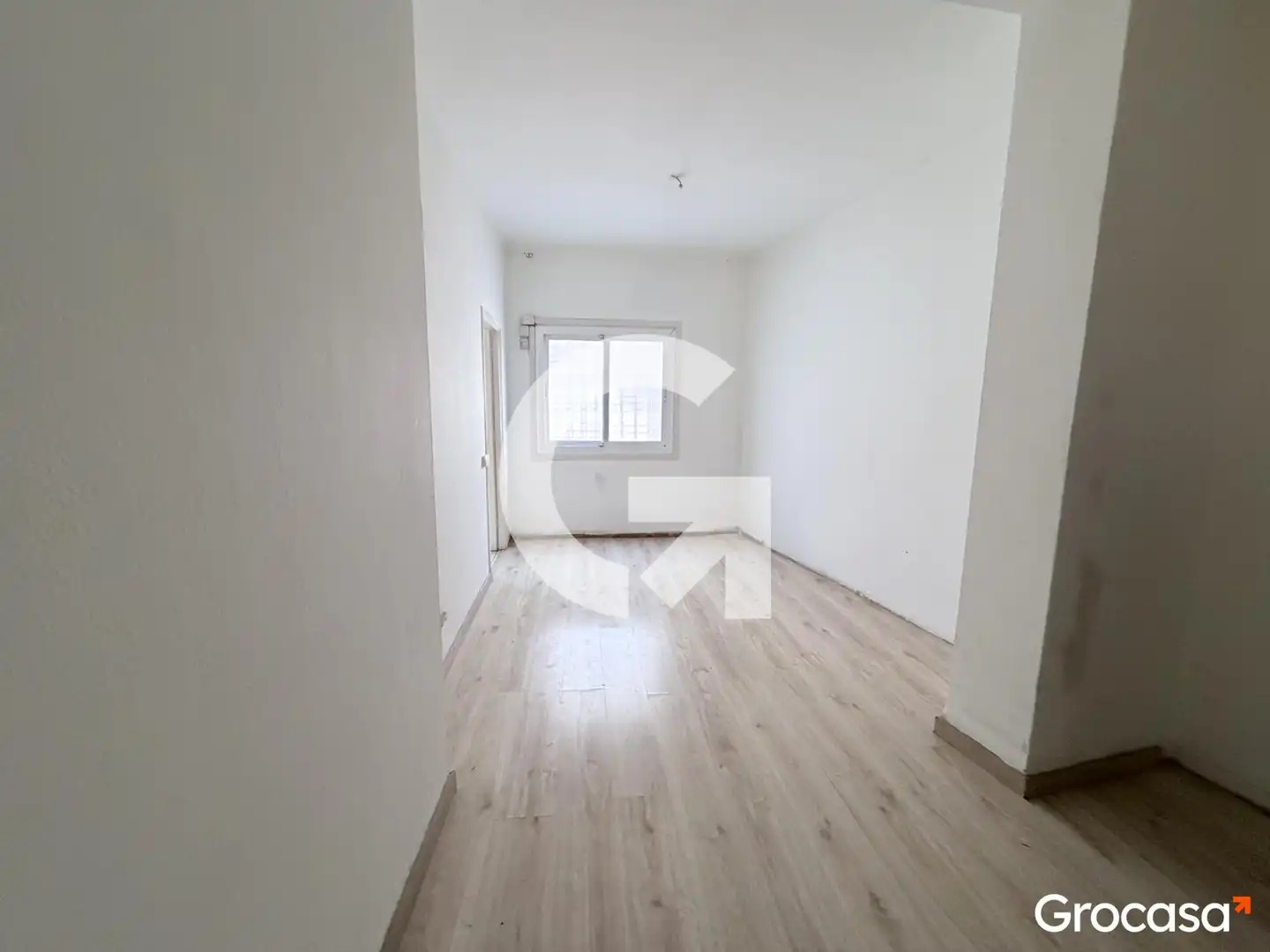 Bedroom of Flat for sale in Badalona