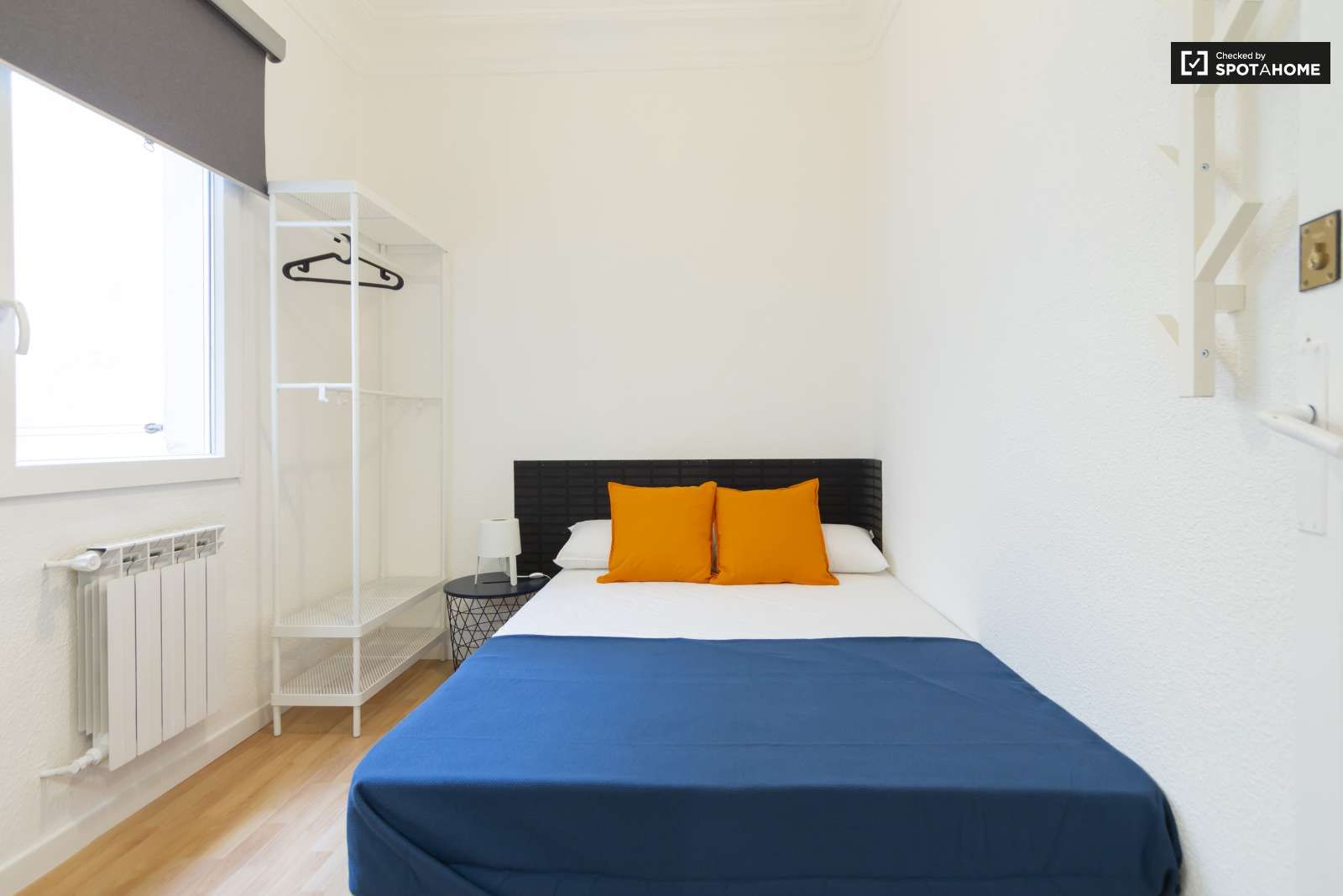 Flat to share in San Diego