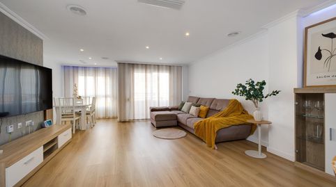 Foto 2 de Apartamento en venta en Calle San Pascual, 150, Centro - Muelle Pesquero, Torrevieja