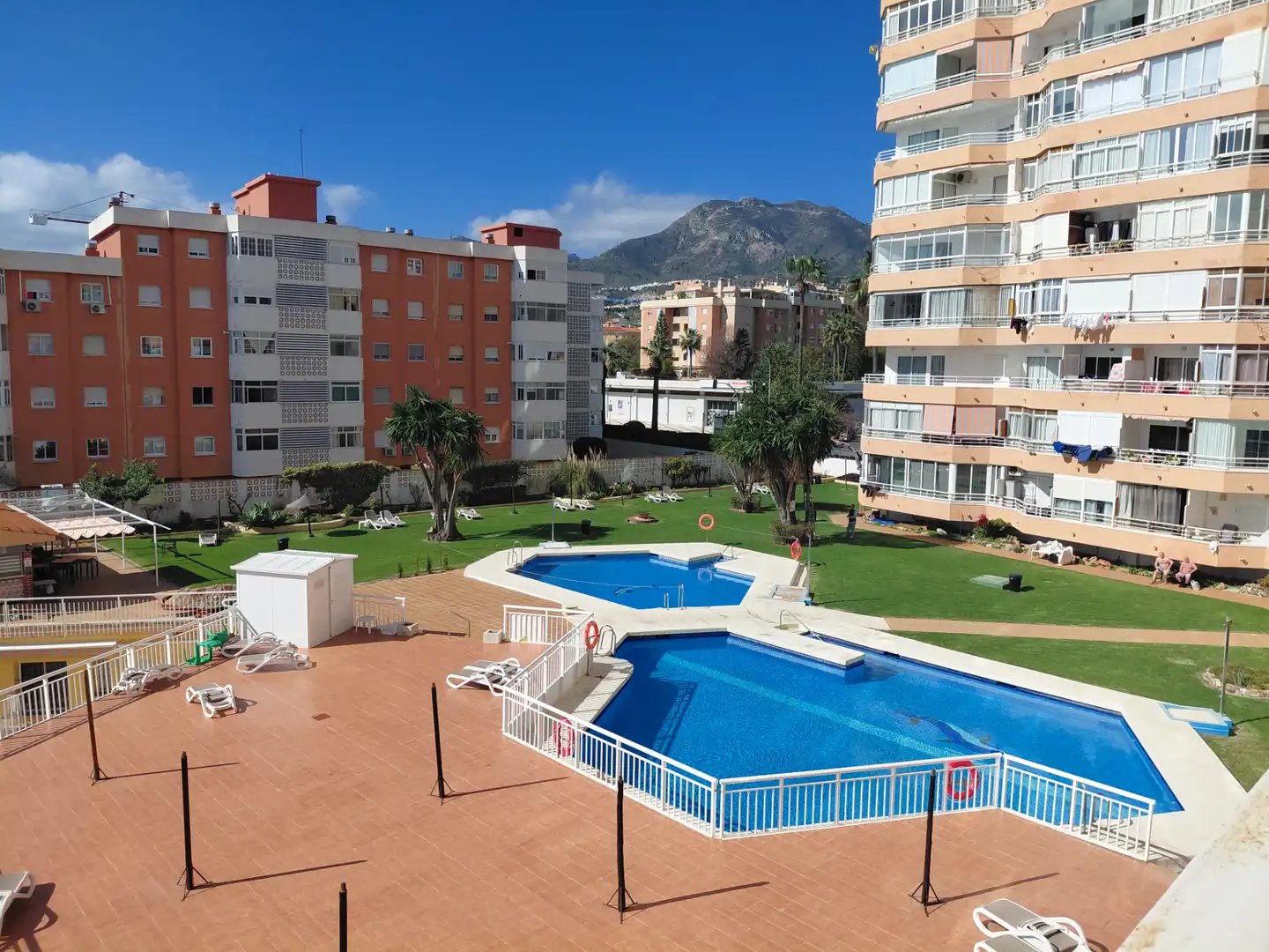 Schwimmbecken von Wohnung zum Verkauf in Benalmádena mit Klimaanlage, Terrasse und Gemeinschaftspool