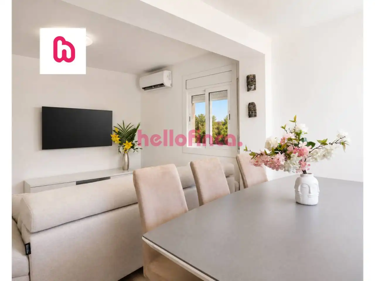 Chalet con jardín en venta en Calle Penedès, imagen 2