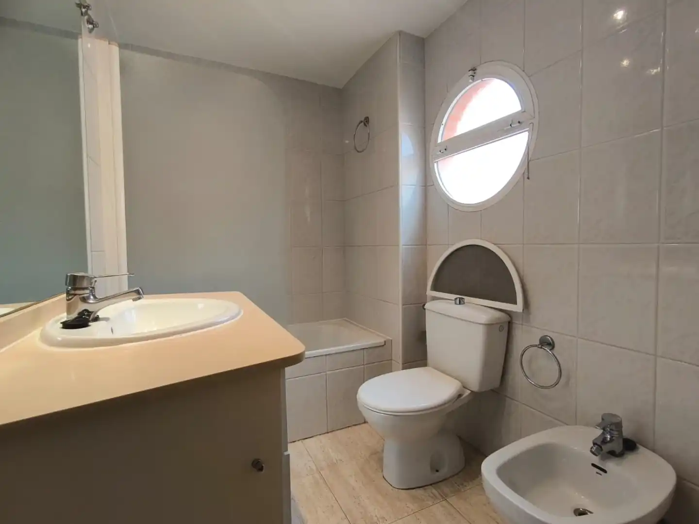 Bathroom of Flat for sale in Norte