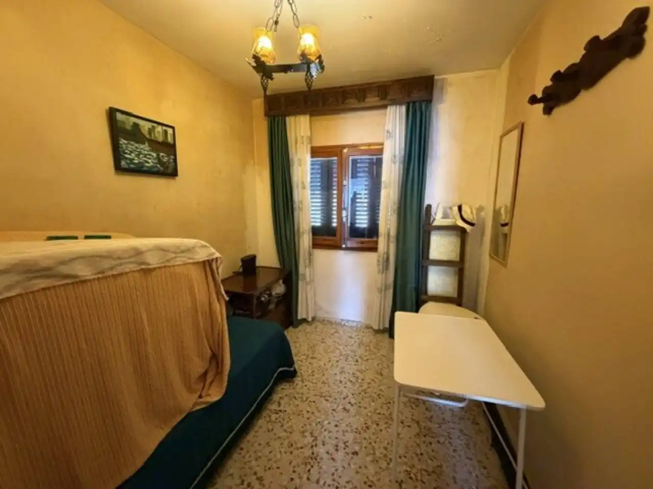 Dormitori de Casa o xalet en venda en Rascafría amb Jardí privat, Terrassa i Moblat