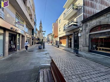 Local comercial en venda a Calle Manuel Rodriguez 3