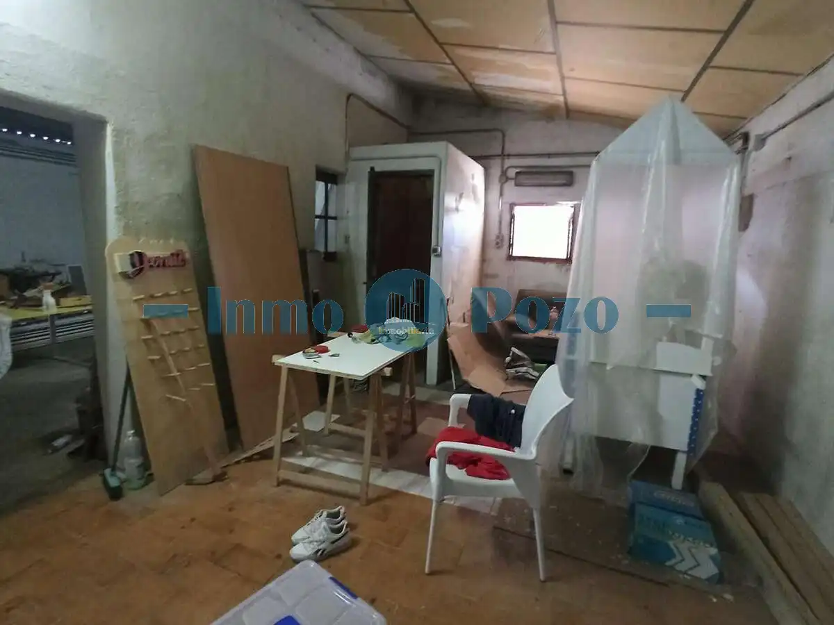 Nau industrial en venda en Almendralejo