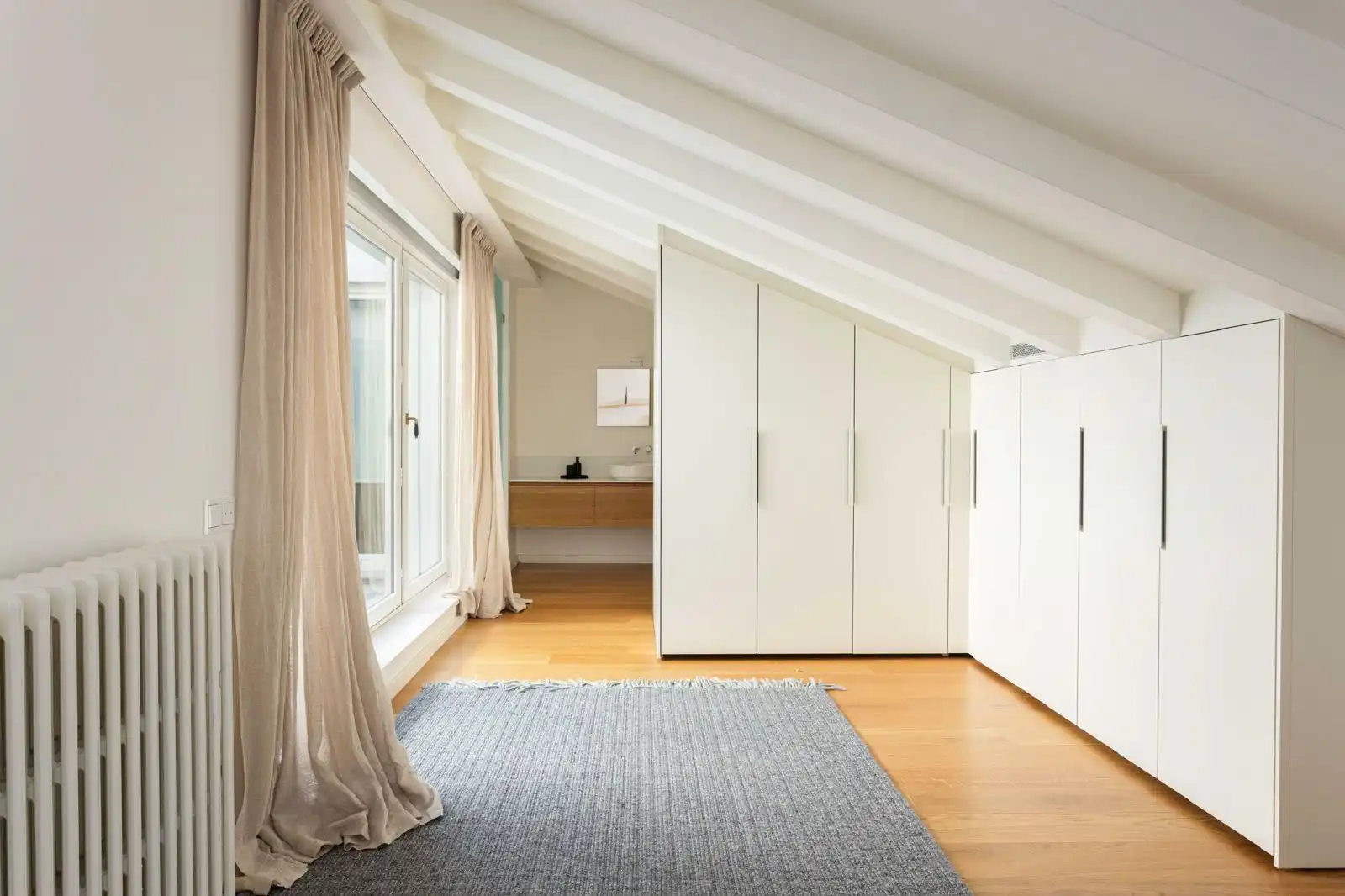 Schlafzimmer von Wohnung zur Miete in Barcelona mit Klimaanlage, Heizung und Terrasse