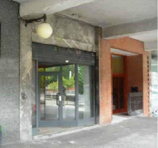 Local comercial en Venta en c/ lehendakari aguirre en Galdakao