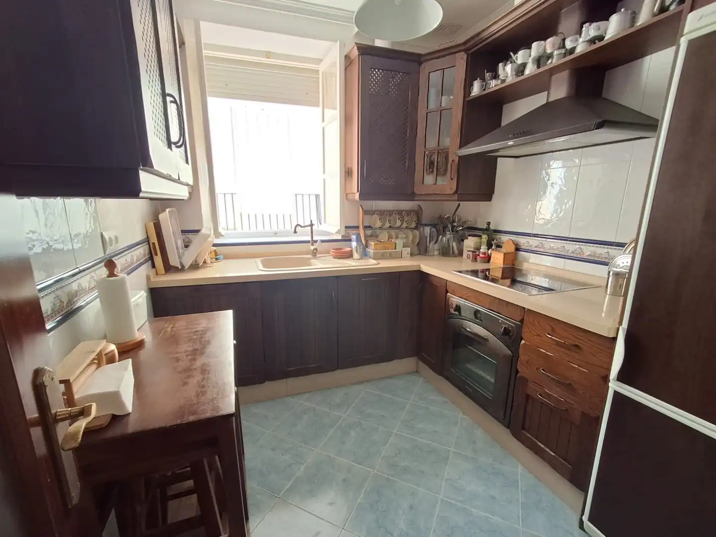 Cocina de Piso en venta en Cádiz con Balcón