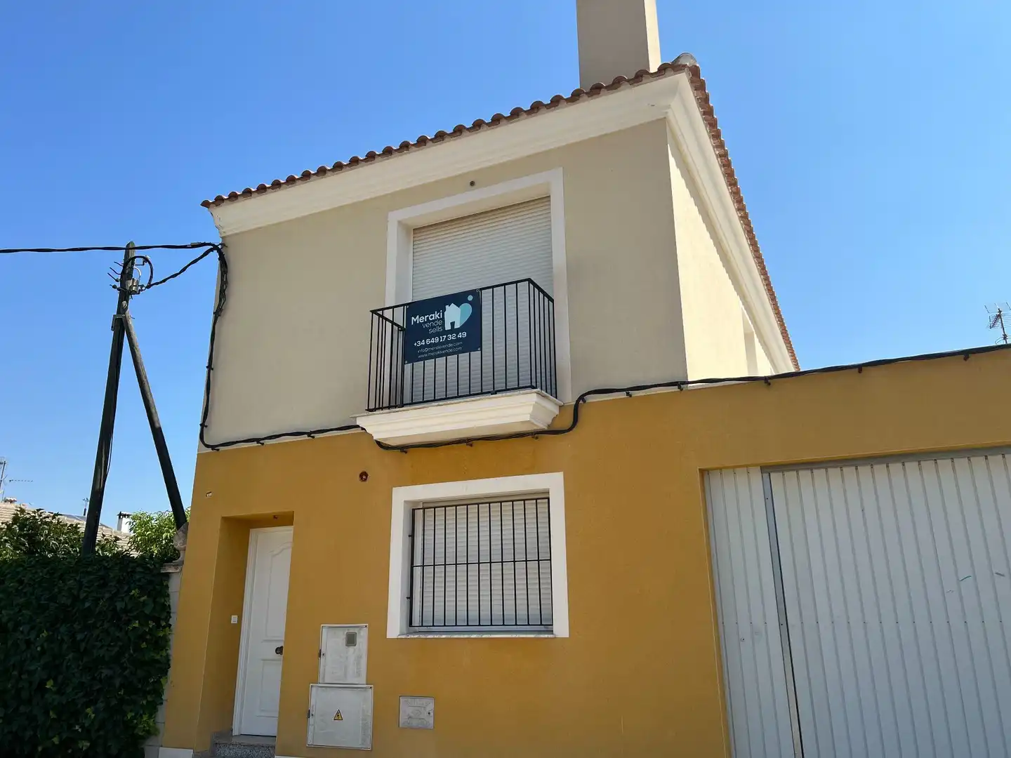 Vista exterior de Casa o xalet en venda en Villena amb Calefacció i Traster