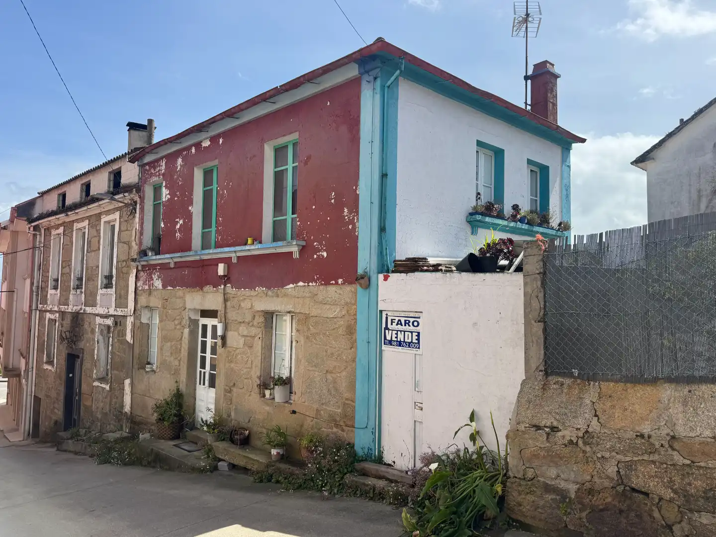 Exterior view of Houses for sale in Outes