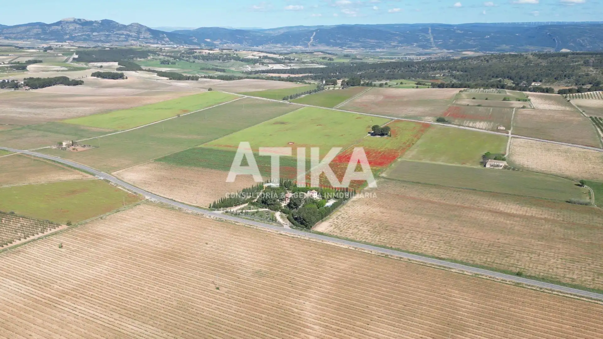 Country house zum Verkauf in Fontanars dels Alforins mit Klimaanlage, Heizung und Privatgarten