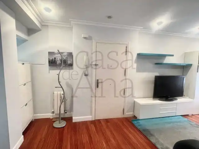 Apartamento en venta en Bilbao  con Calefacción y Amueblado