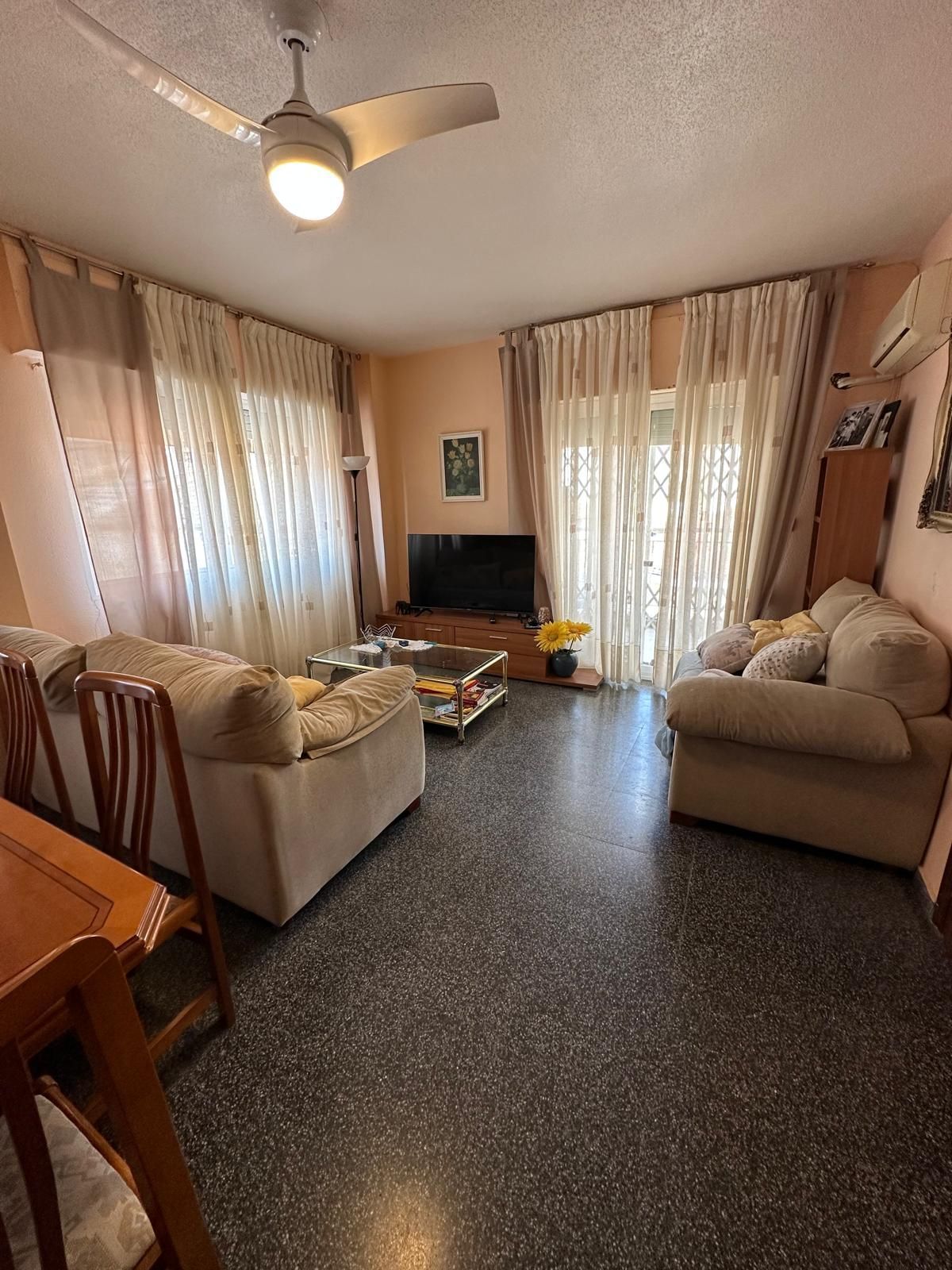 Sala d'estar de Dúplex en venda en Alhama de Murcia amb Jardí privat, Terrassa i Traster