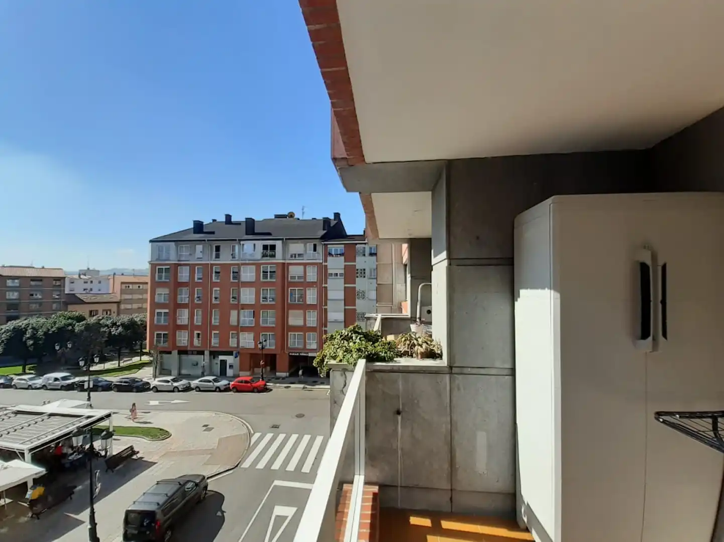 Pis de lloguer a Oviedo - EVARISTO VALLE, 3, Milán - Pumarín