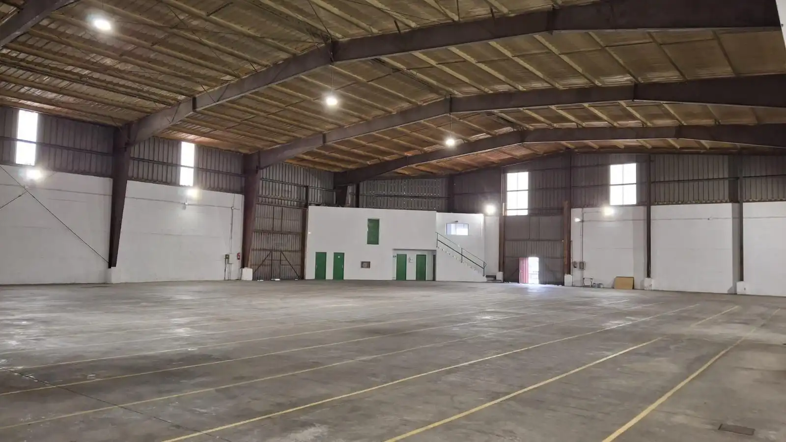 Industrial building for sale in CELESTINO MUTIS