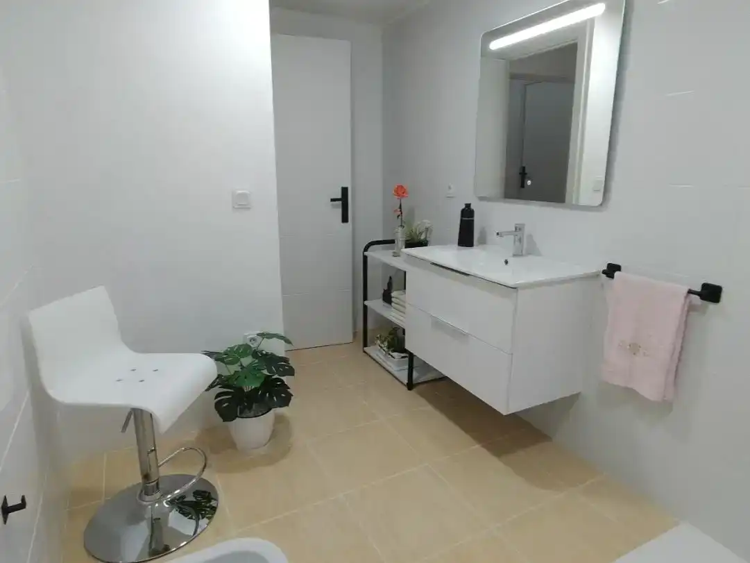 Bany de Casa o xalet en venda en La Zubia Ciudad