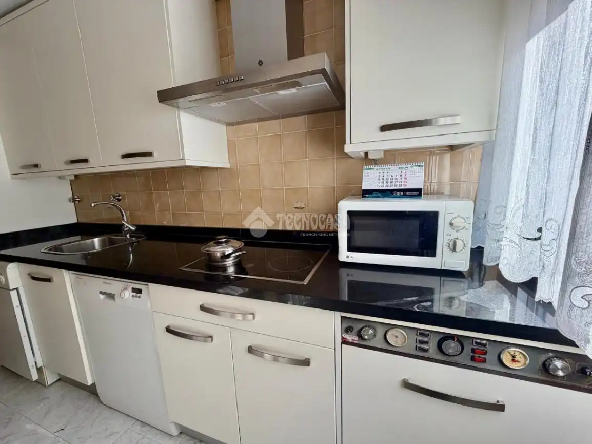 Kitchen of Flat for sale in León Capital   with Heating, Parquet flooring and Terrace
